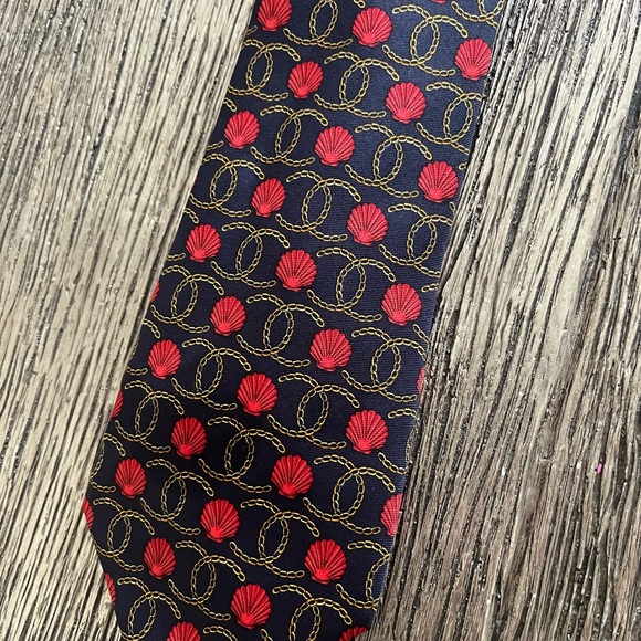 Chanel Silk Tie CC LOGO - Picture 3 of 4